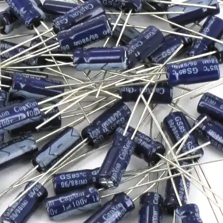 Sichere Zahlung Elko 1uF 100V radial 5x11mm RM2,54