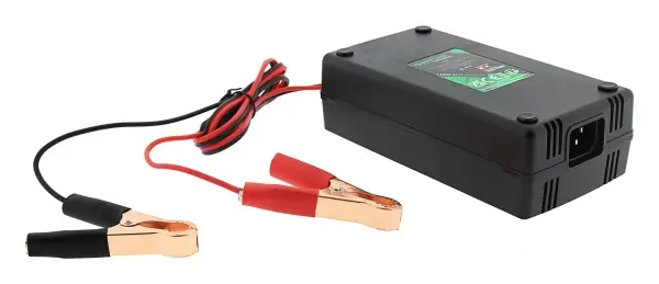 Neue Kollektion 12V Ladegerät für Lithium oder Bleiakkus 6-150Ah für alle 12V Akkus bis 10A Ladestrom