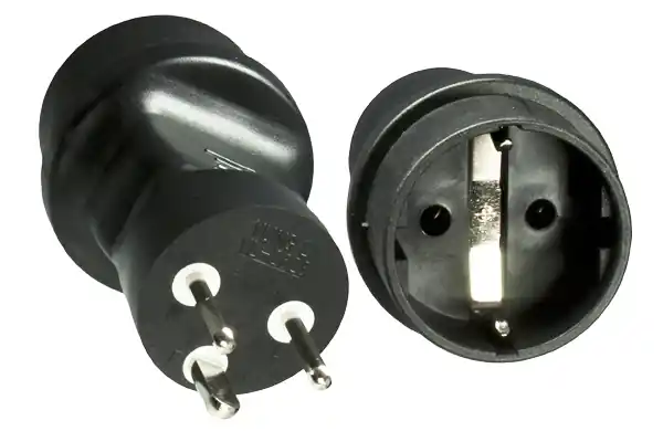 Reisedapter für Dänemark 3pol Stecker Direktkauf