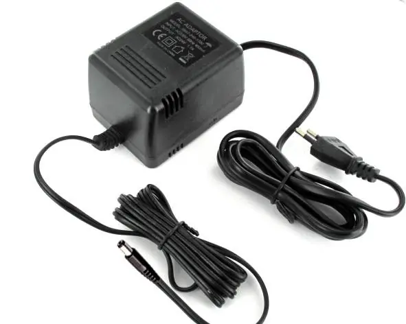 Trafo 24VAC 48VA 2A mit Hohlstecker 5,5x2,1mm Markenware