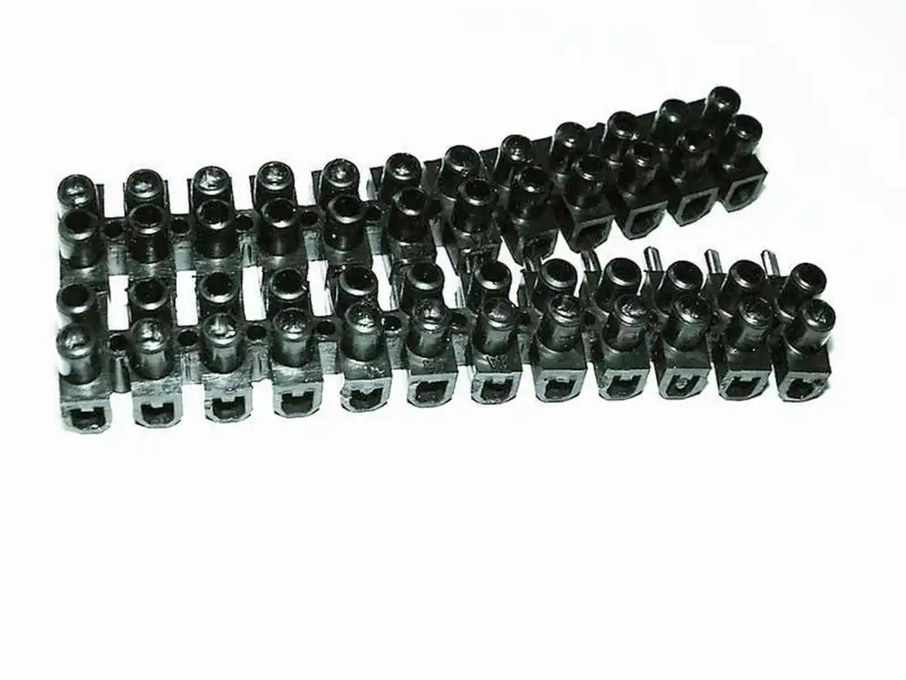 Aktuell Lüsterklemme steckbar 12pol bis 4qmm 2-teilig Schwarz