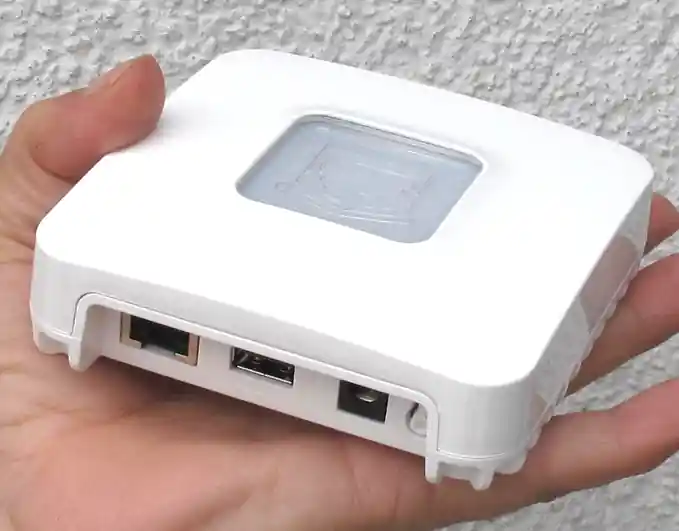 Tydom Home Steuerzentrale Gateway mit APP Netzteil und Funkeinheit SmartHome Highlight